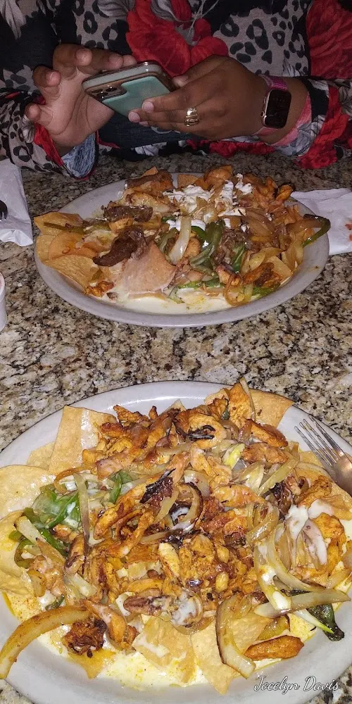Fajita Nachos Supremos